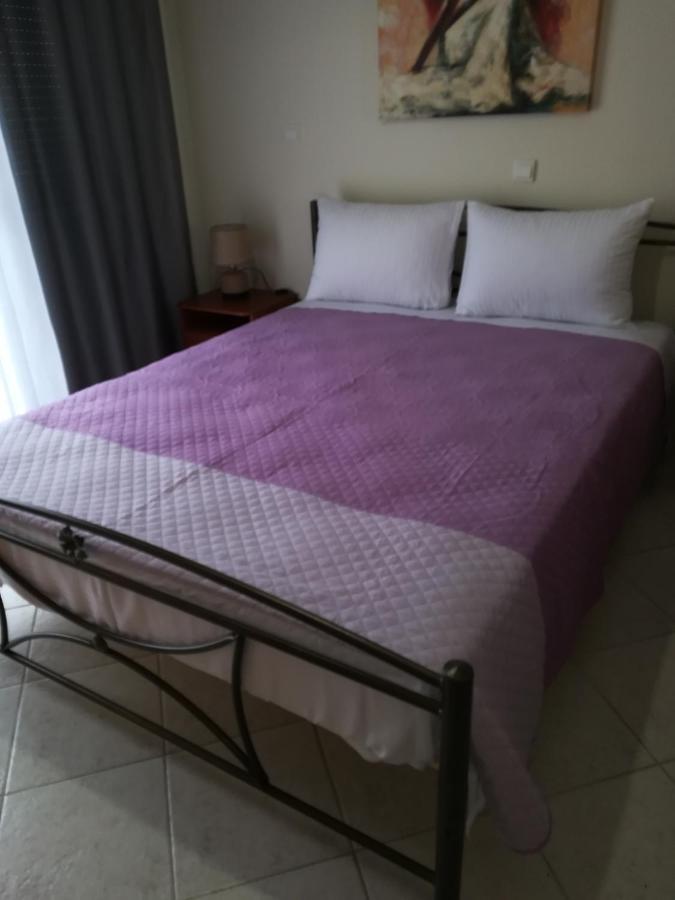 Apartment Ey Zhn Nea Chili Ngoại thất bức ảnh